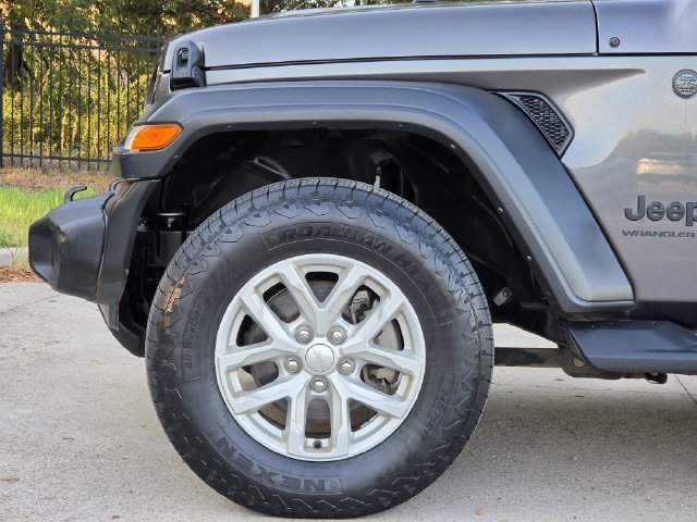 Used 2023 Jeep Wrangler Unlimited Sport AWD/4WD image 7