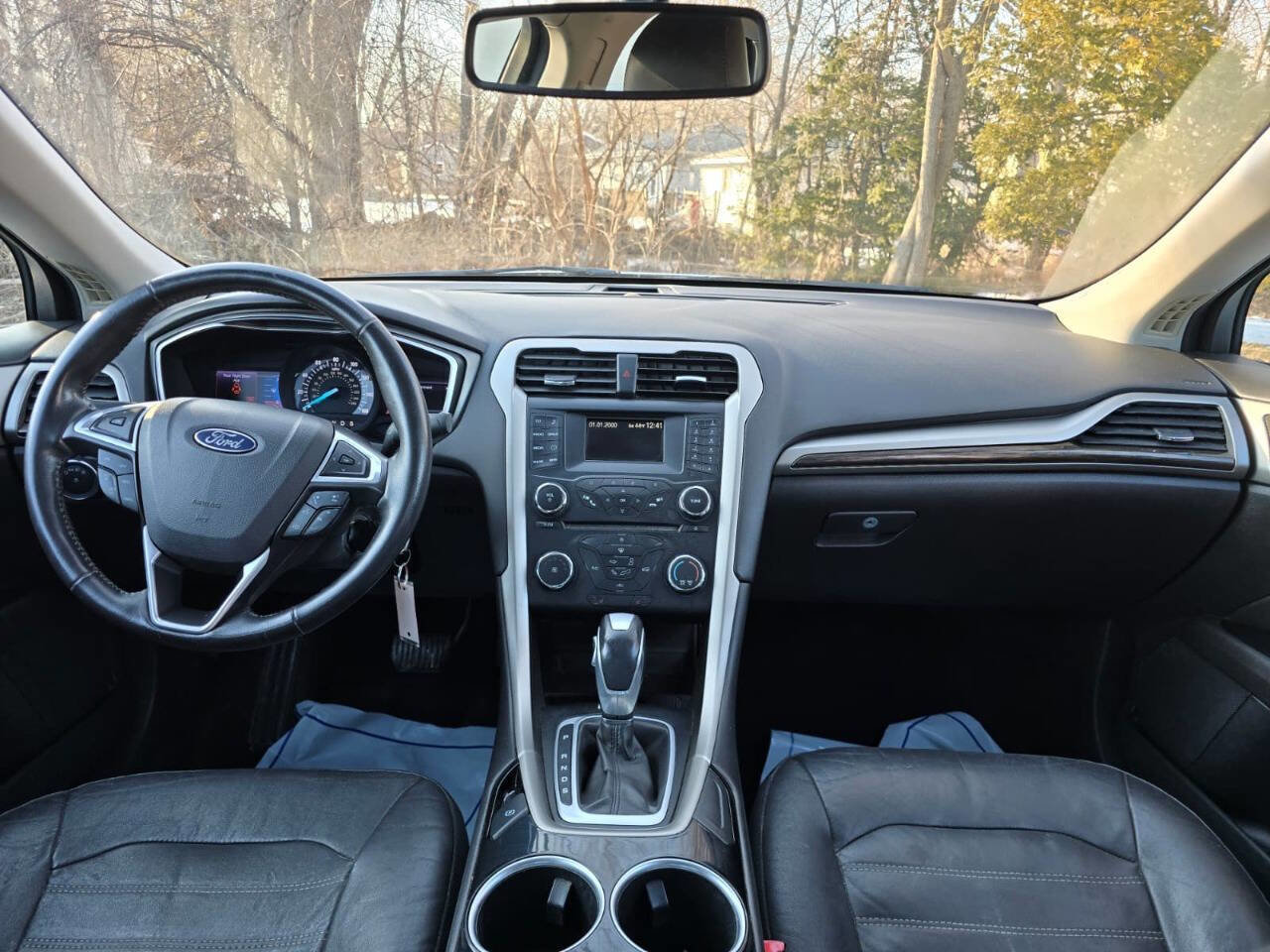 Used 2013 Ford Fusion SE image 16