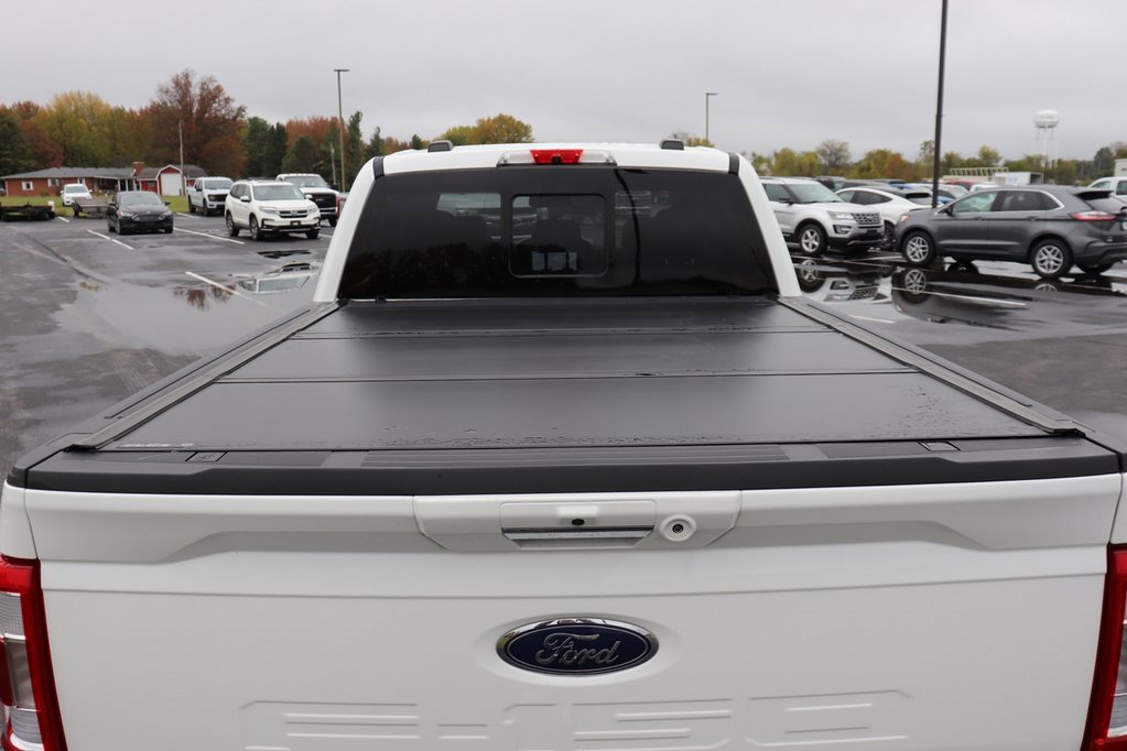 Used 2023 Ford F150 Lariat w/ Trailer Tow Package image 15