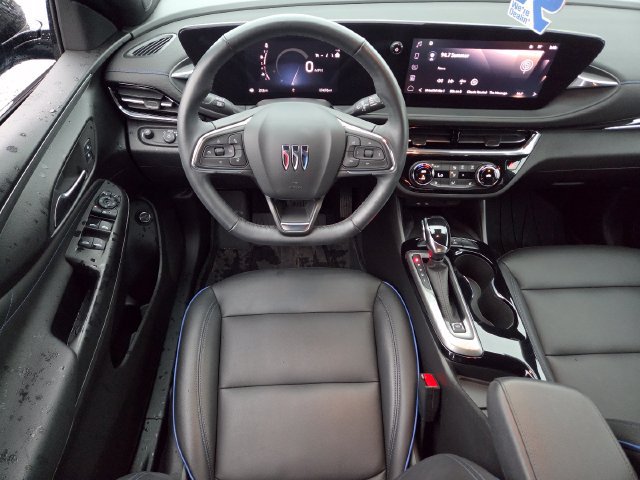 Used 2024 Buick Envista Sport Touring w/ Convenience I Package FWD image 24