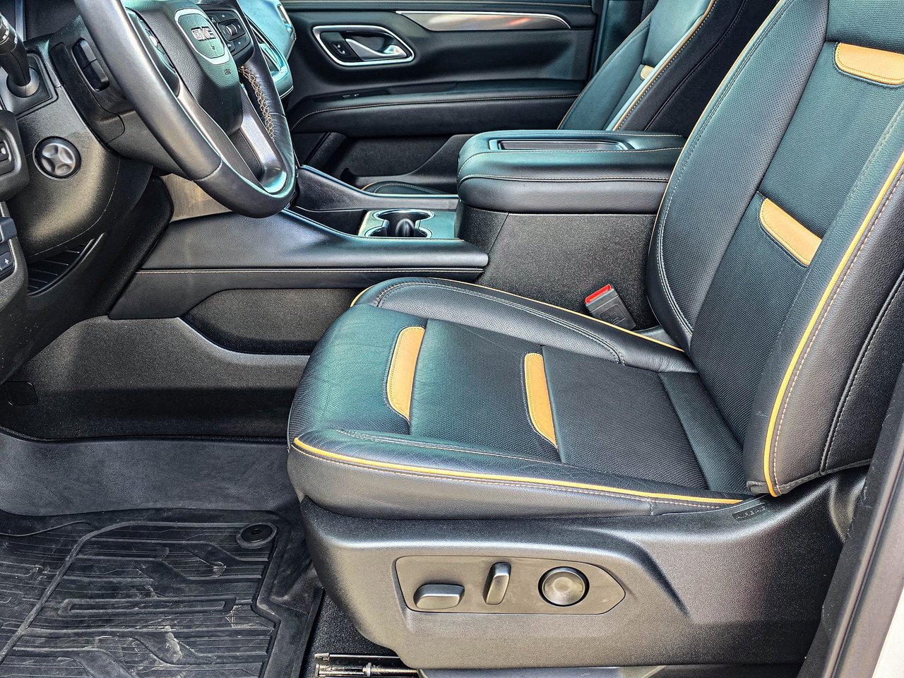 Used 2022 GMC Yukon AT4 w/ Max Trailering Package image 48