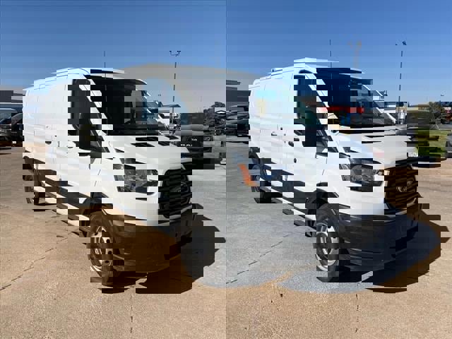 Used 2017 Ford Transit 250 XL RWD image 3