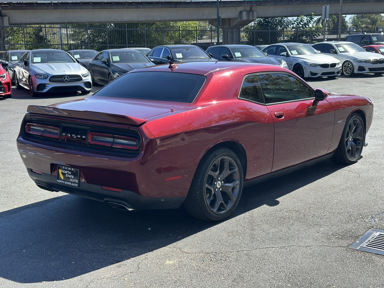 Used 2019 Dodge Challenger R/T RWD image 8