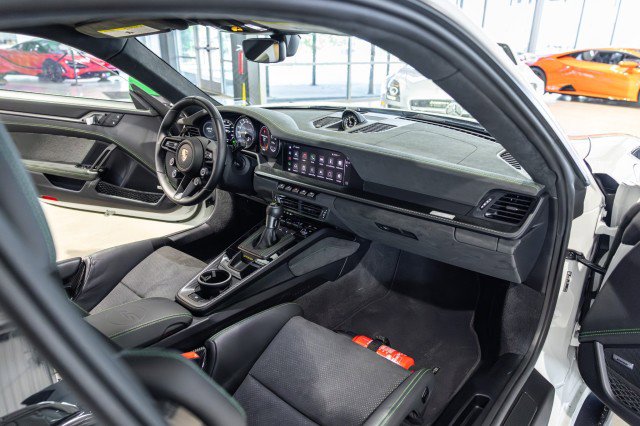 Used 2023 Porsche 911 GT3 RS RWD image 40