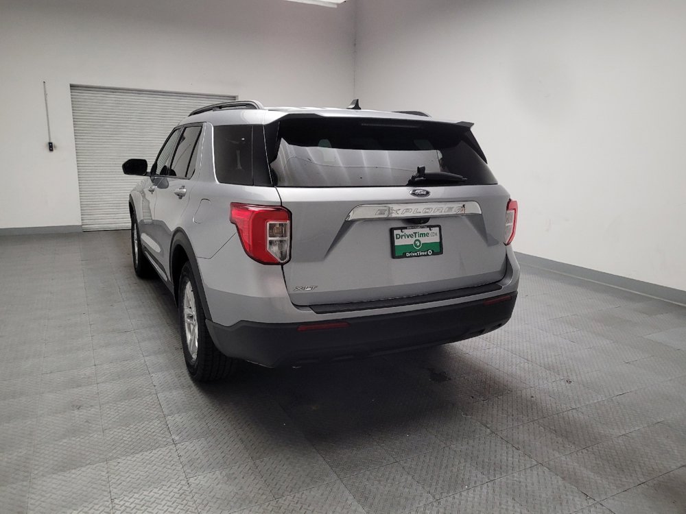 Used 2022 Ford Explorer XLT RWD image 6