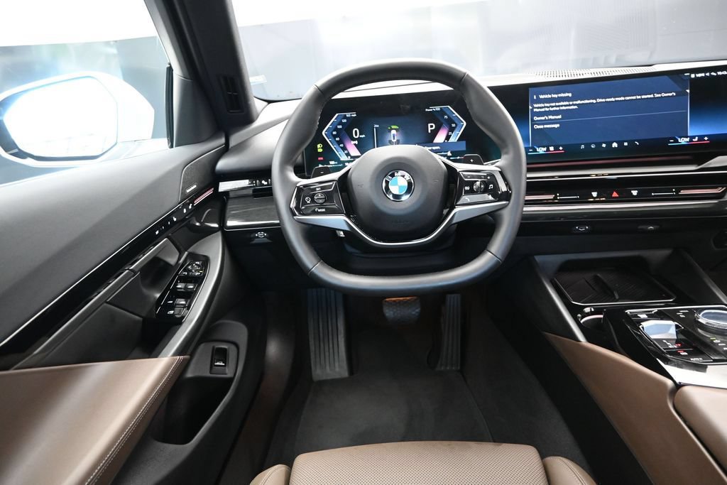Certified 2026 BMW 530i RWD image 29