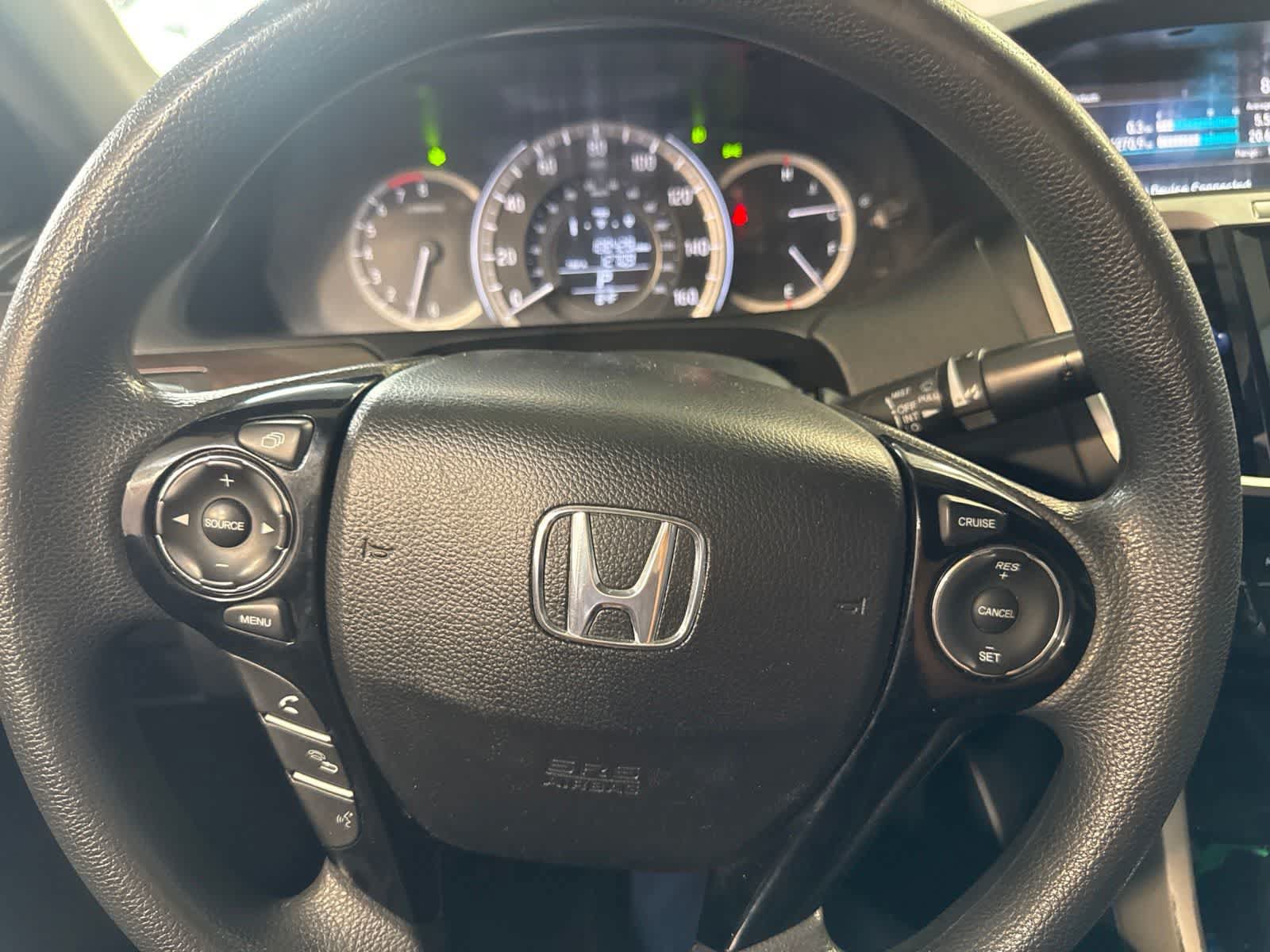Used 2017 Honda Accord EX image 21