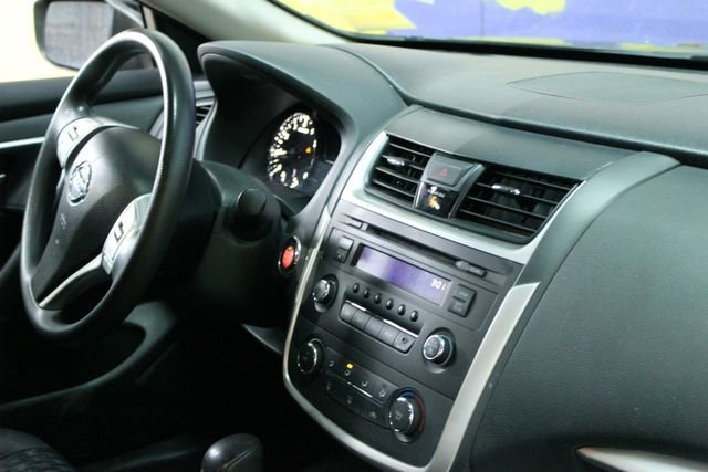 Used 2017 Nissan Altima 2.5 image 10
