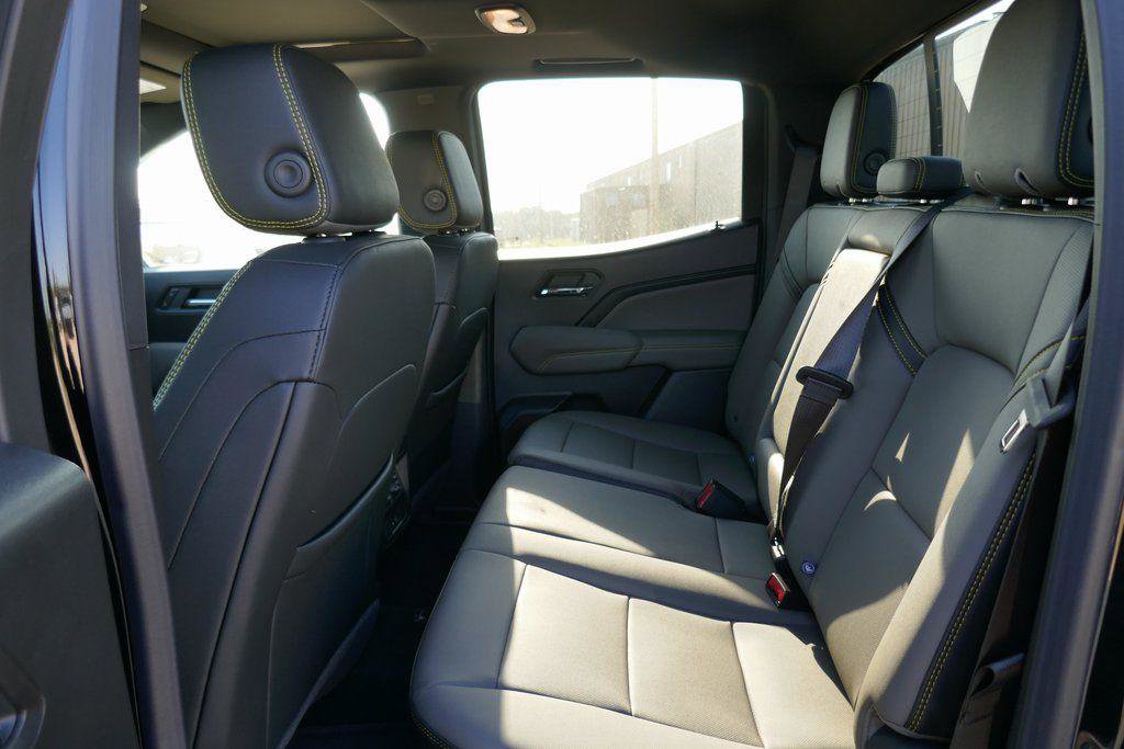 New 2026 Chevrolet Colorado ZR2 w/ Technology Package image 12