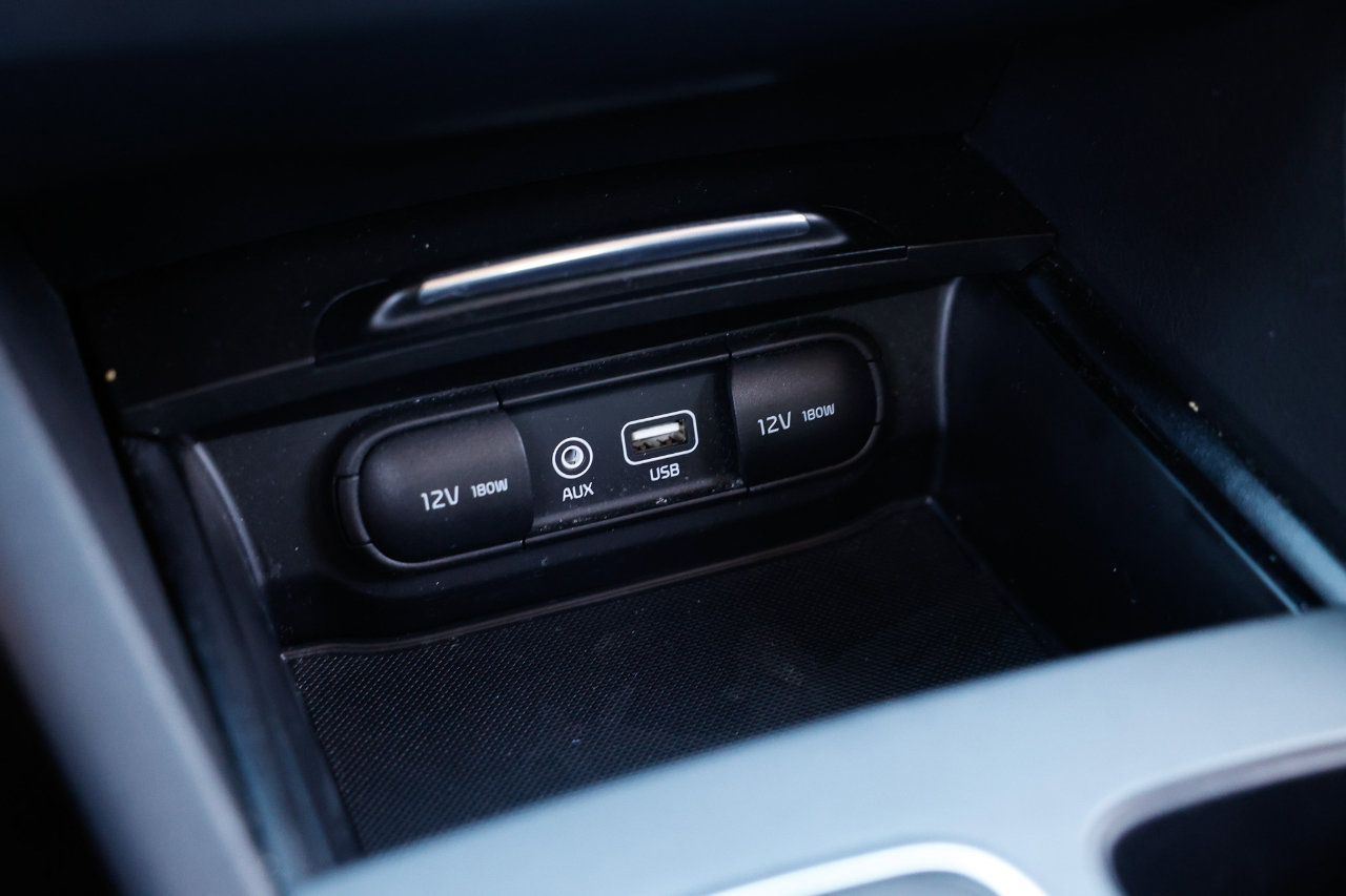 Used 2017 Kia Optima LX image 39