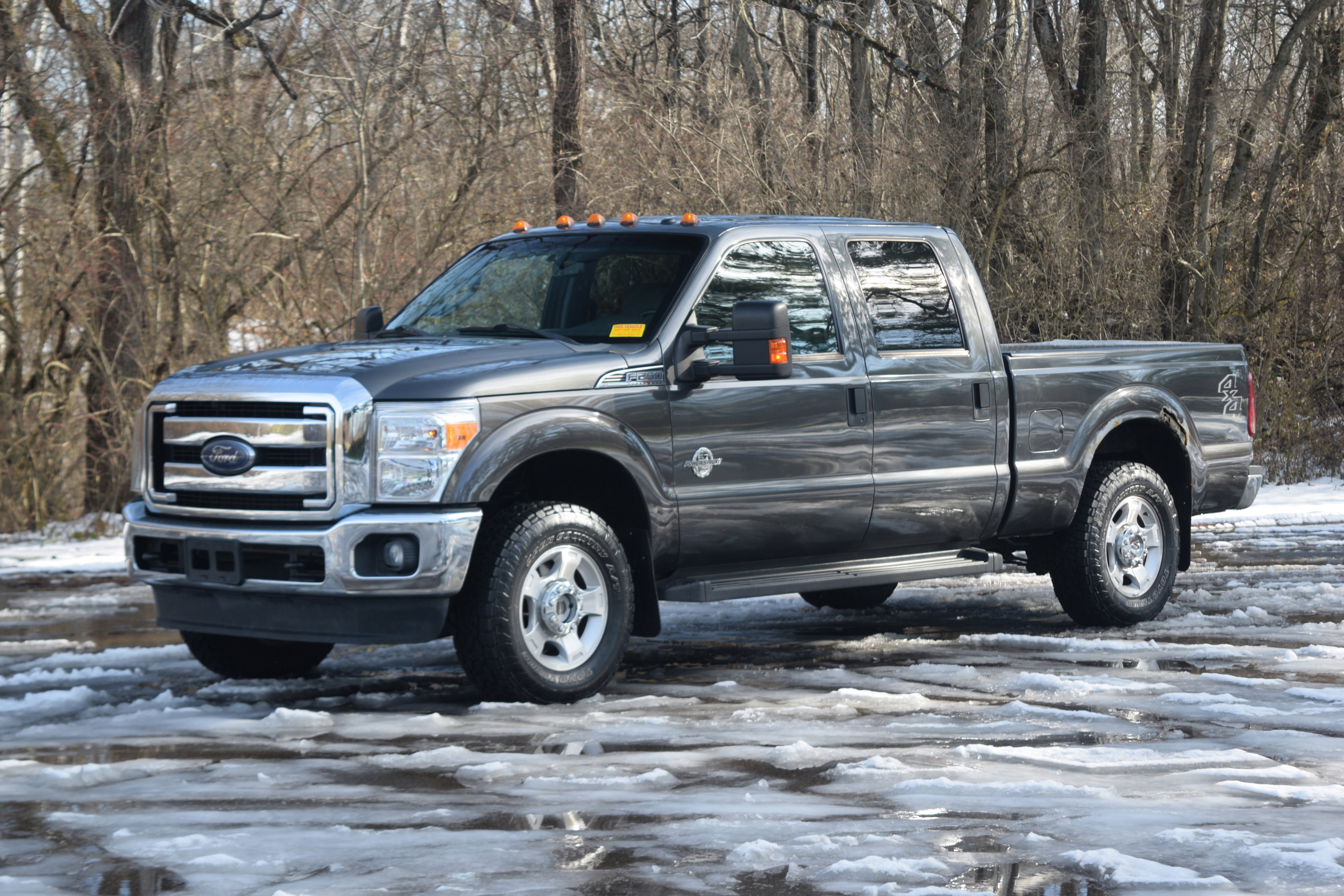 Used 2016 Ford F250 XLT w/ Camper Package image 19