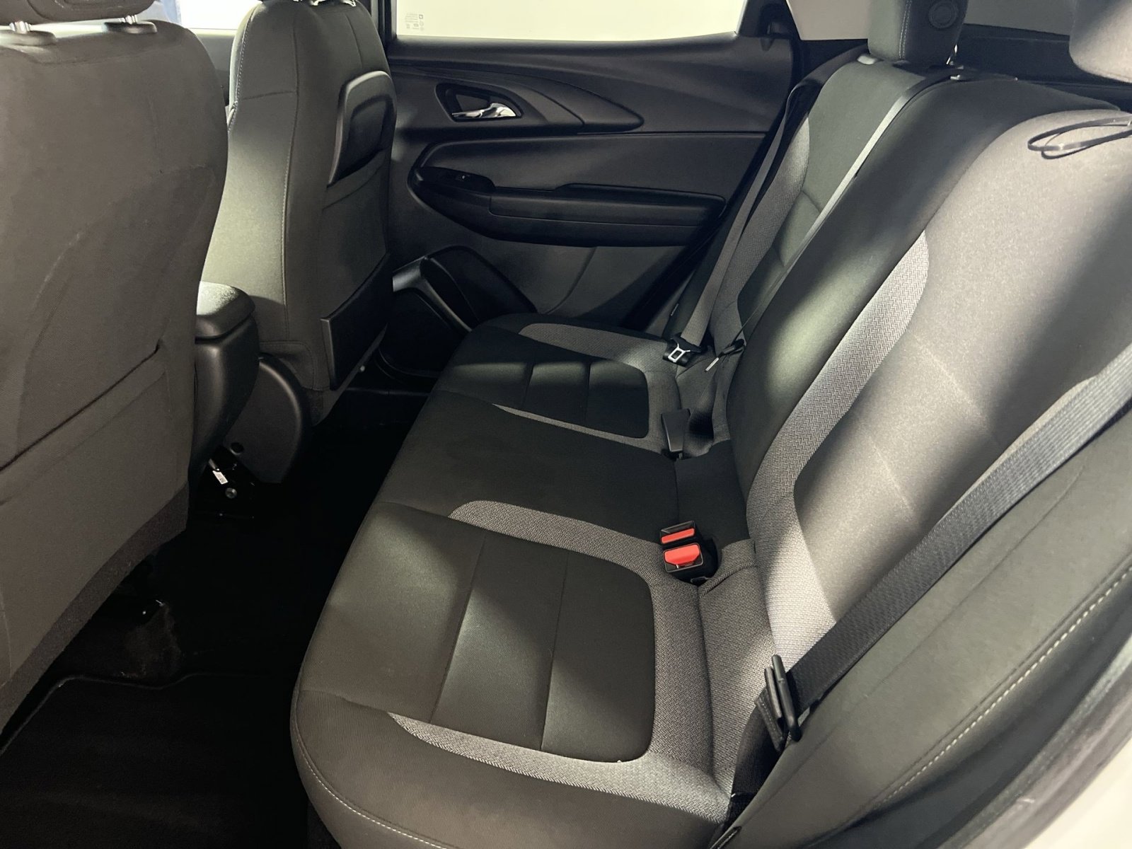 Used 2025 Chevrolet TrailBlazer LT AWD/4WD image 26