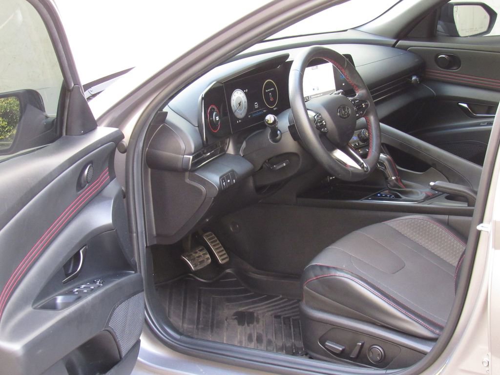 Used 2023 Hyundai Elantra N Line FWD image 9