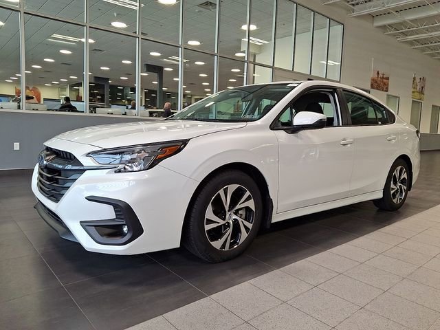 Certified 2025 Subaru Legacy Premium AWD/4WD image 3