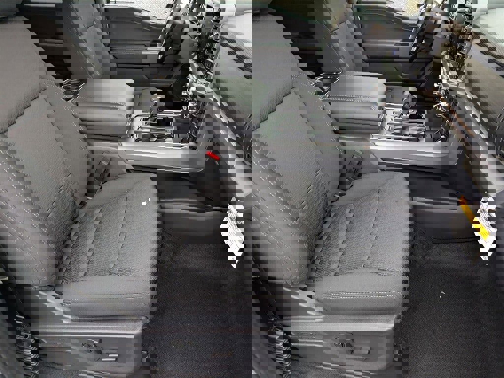 New 2026 Ford F150 XLT w/ Equipment Group 302A MID image 20