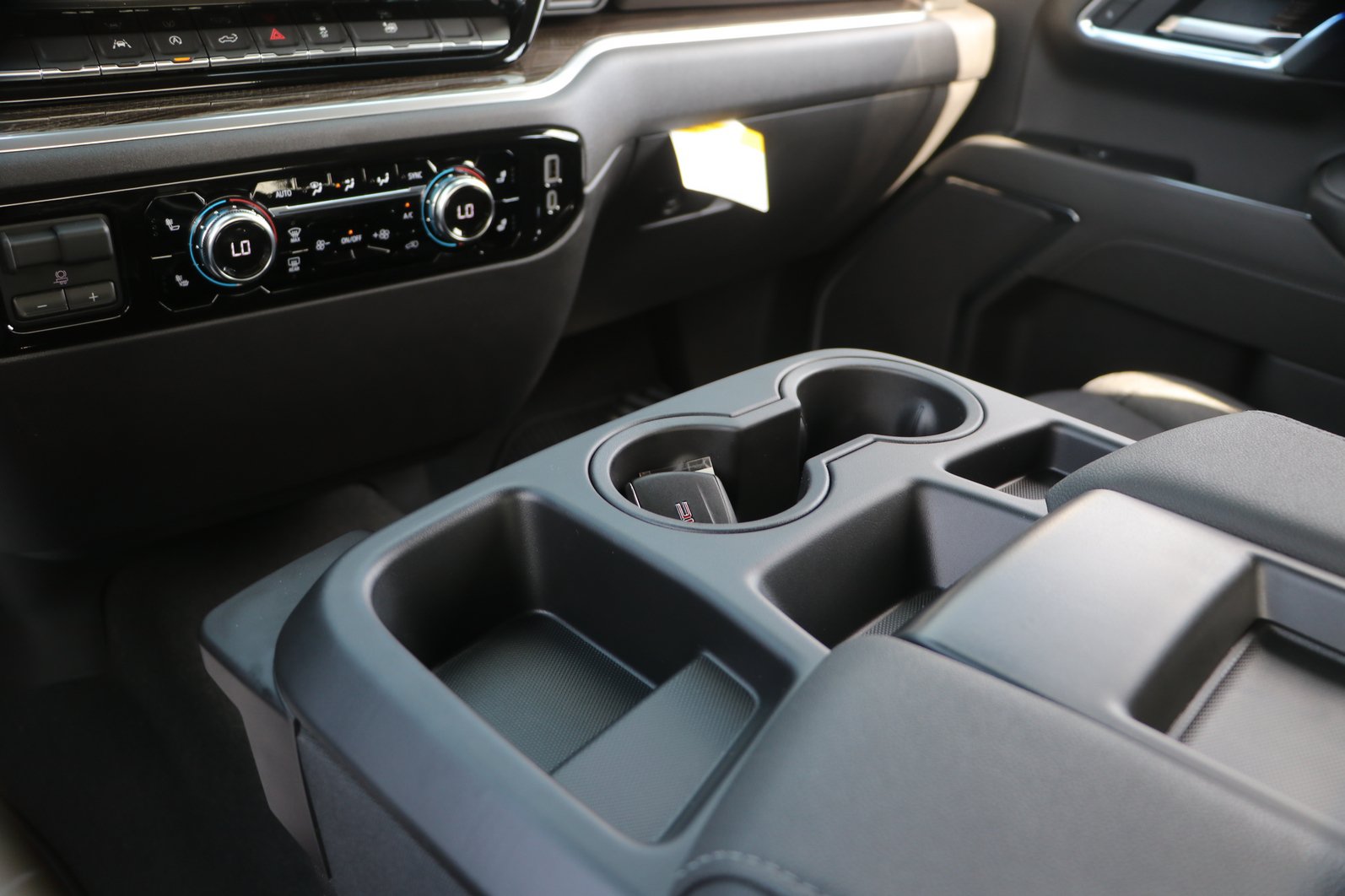 New 2026 GMC Sierra 1500 Elevation AWD/4WD image 25