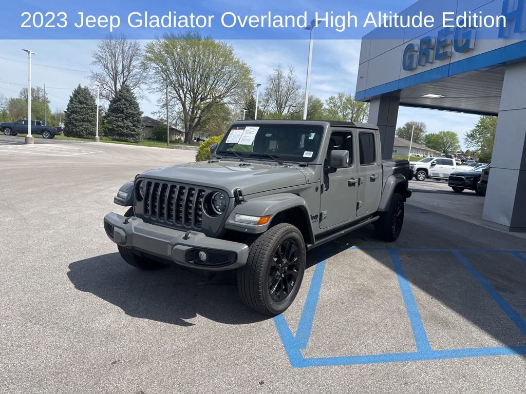 Used 2023 Jeep Gladiator Overland image 2