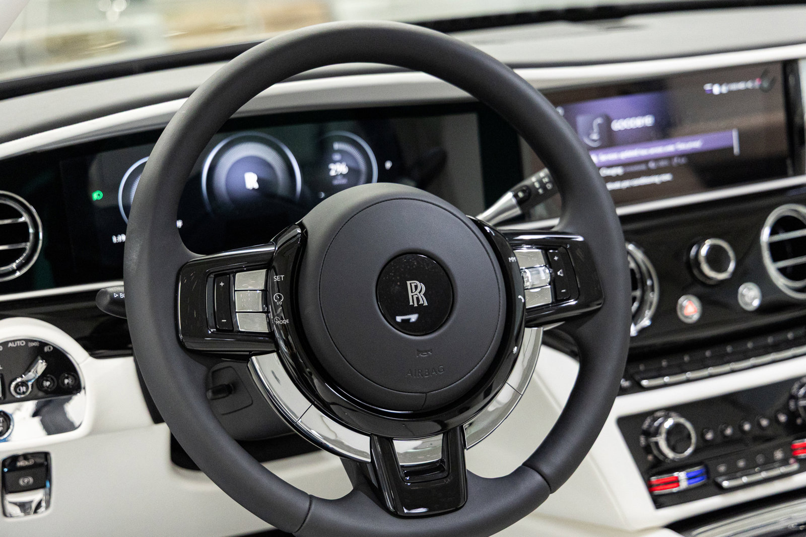 New 2026 Rolls-Royce Spectre image 42