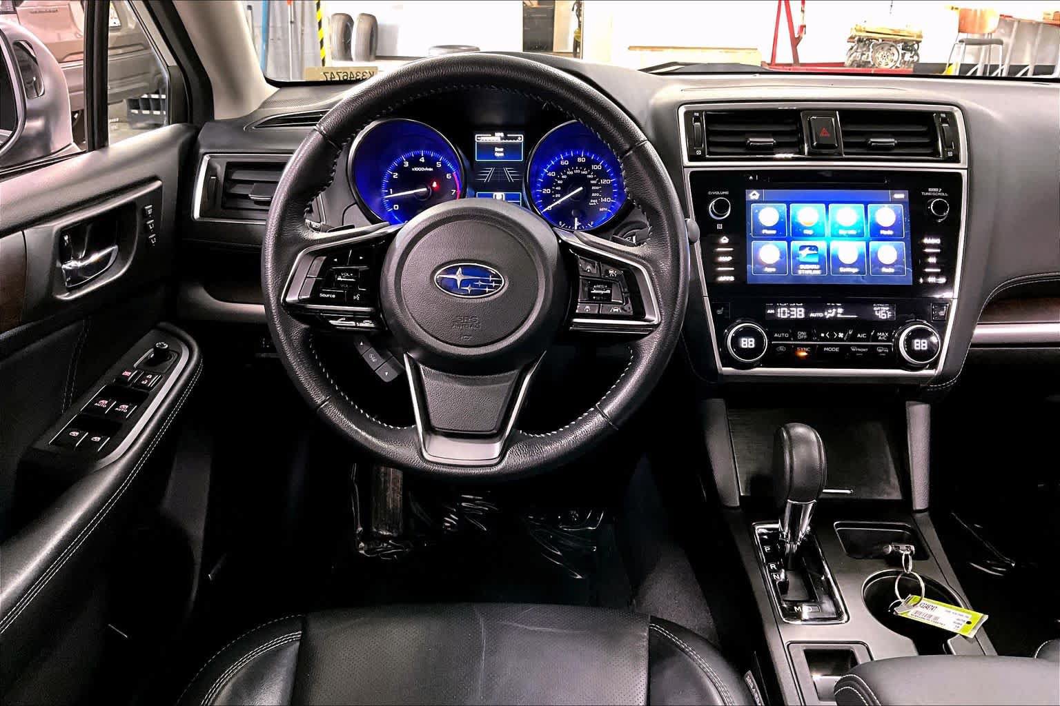 Used 2019 Subaru Outback 2.5i Limited AWD/4WD image 6