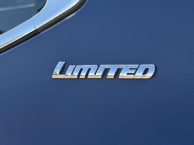 Used 2022 Toyota Tundra Limited RWD image 8