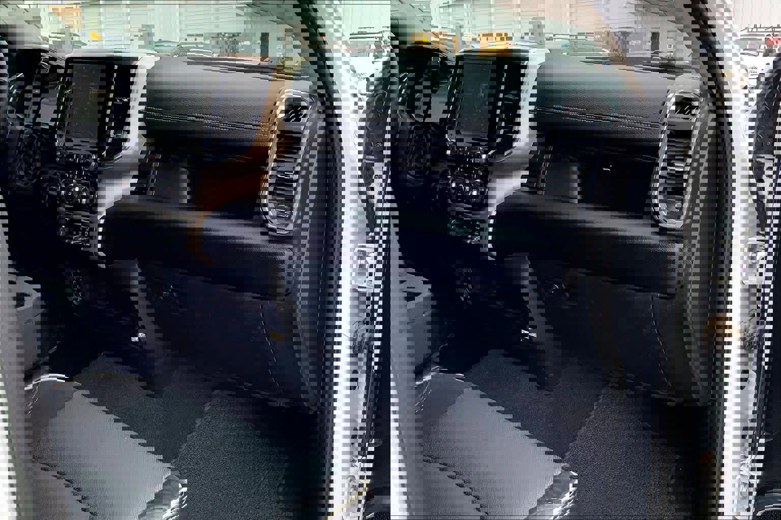 Used 2024 RAM 2500 Laramie w/ Safety Group image 18