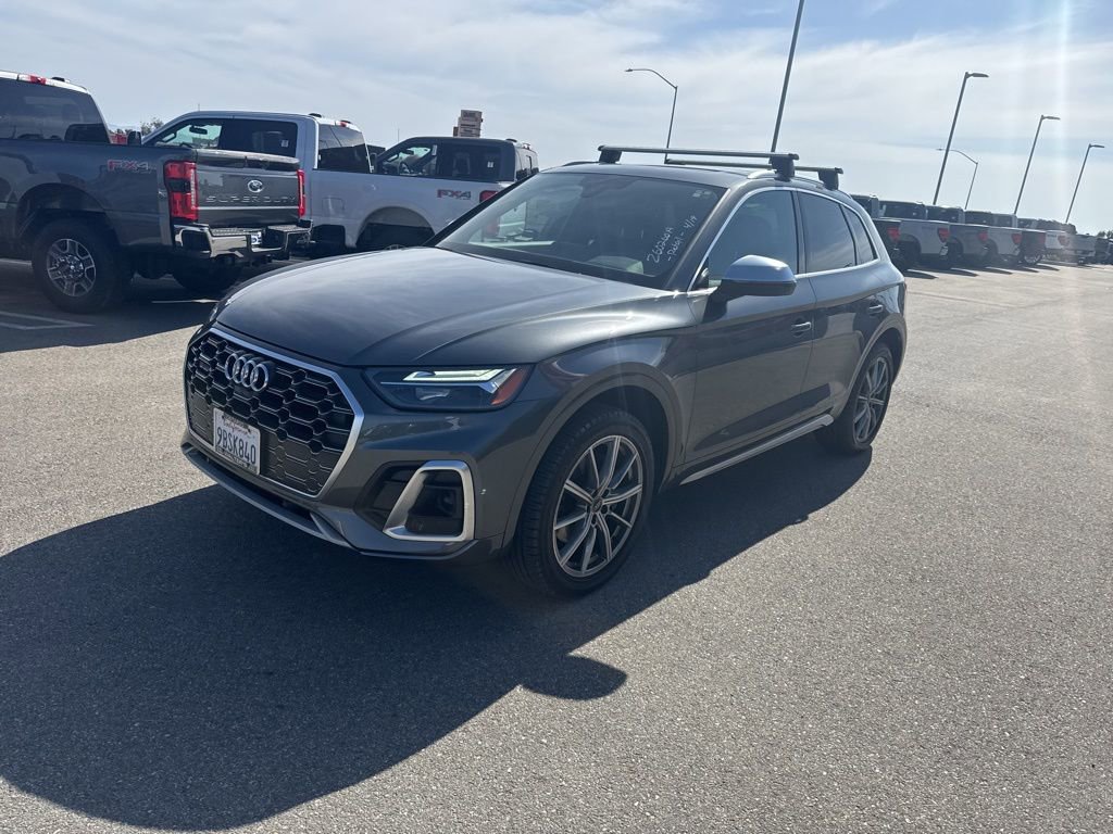 Used 2022 Audi SQ5 Premium Plus w/ Premium Plus Package AWD/4WD image 3