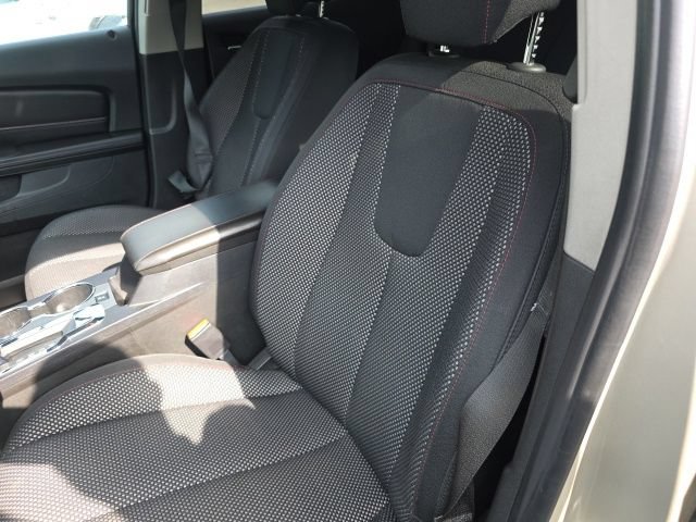 Used 2015 GMC Terrain SLE w/ Convenience Package AWD/4WD image 13