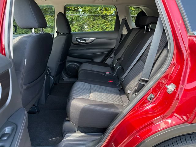 Used 2020 Nissan Rogue SV w/ Premium Package FWD image 14