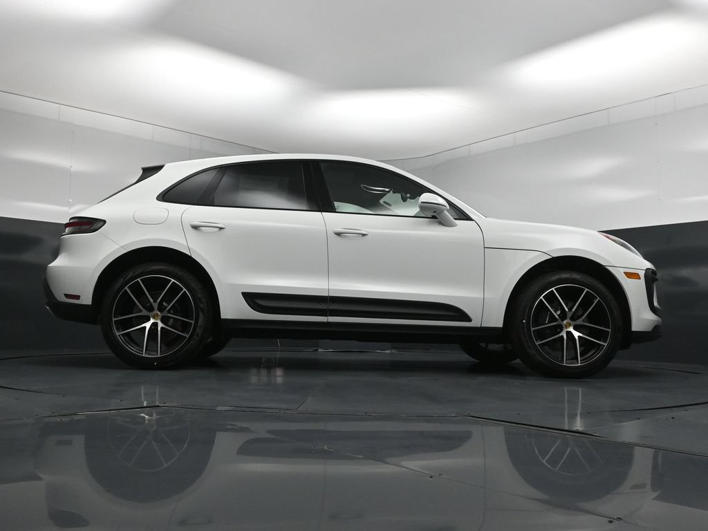 New 2026 Porsche Macan AWD/4WD image 27