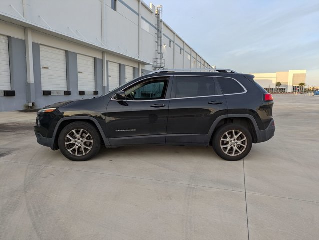 Used 2016 Jeep Cherokee Latitude w/ Comfort & Sound Group image 8