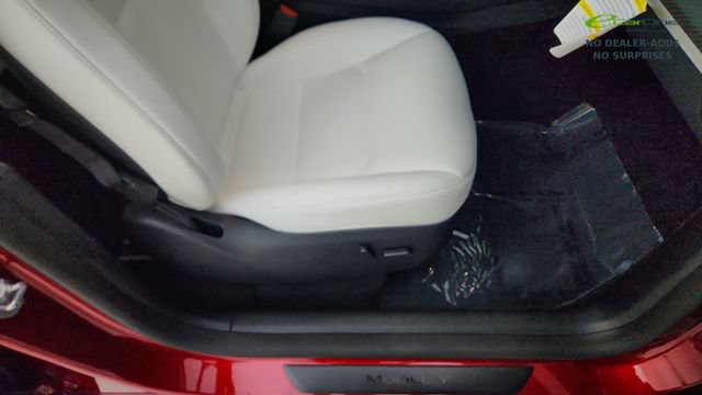Used 2025 Tesla Model Y Performance AWD/4WD image 22