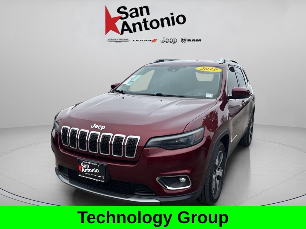 Used 2019 Jeep Cherokee Limited w/ Luxury Group FWD image 4