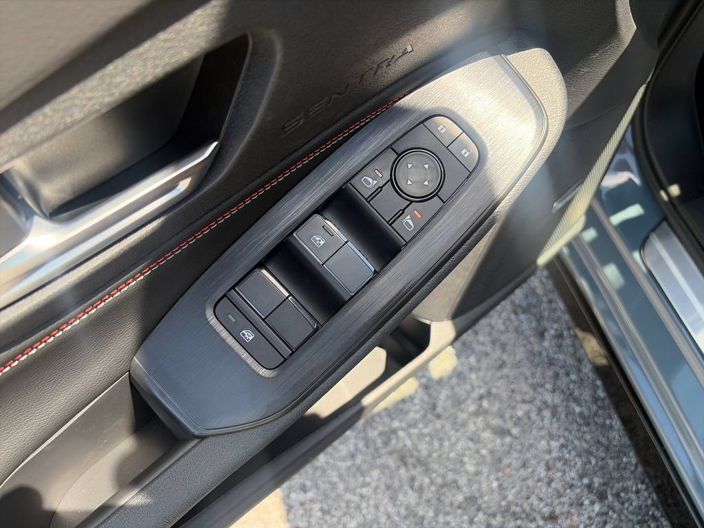 New 2026 Nissan Sentra SR w/ SR Premium Package FWD image 23