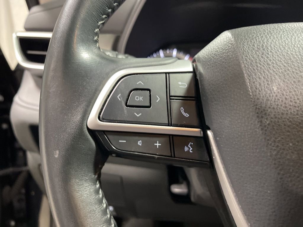 Used 2024 Toyota Highlander XLE image 25