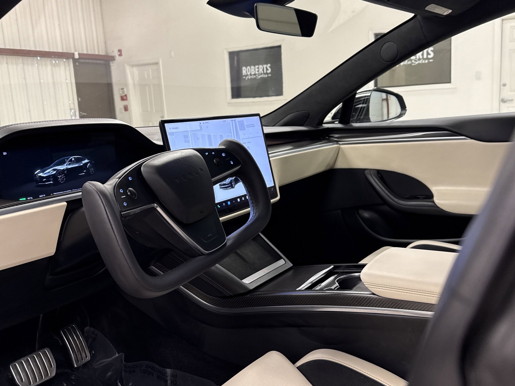 Used 2025 Tesla Model S Plaid image 8