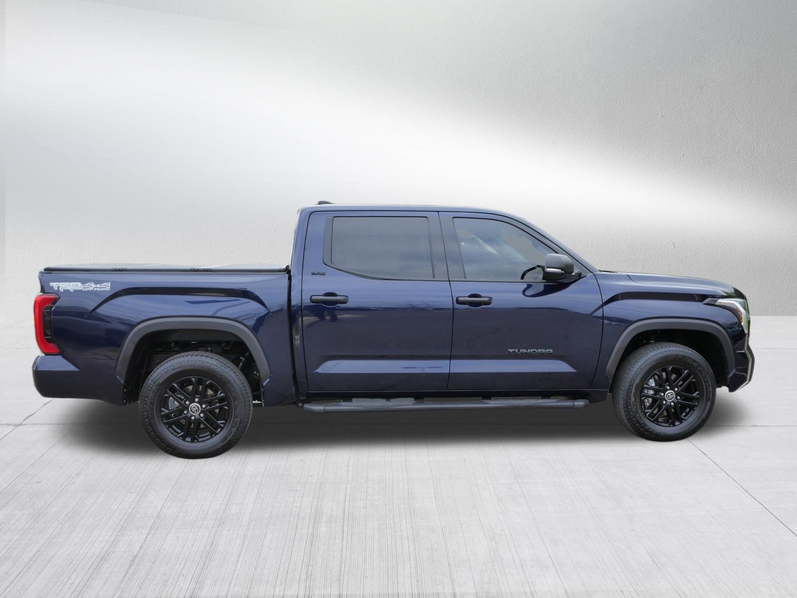 Used 2023 Toyota Tundra SR5 w/ SR5 Convenience Package AWD/4WD image 9