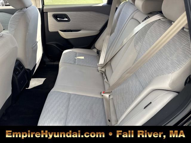Used 2023 Nissan Rogue SV image 14