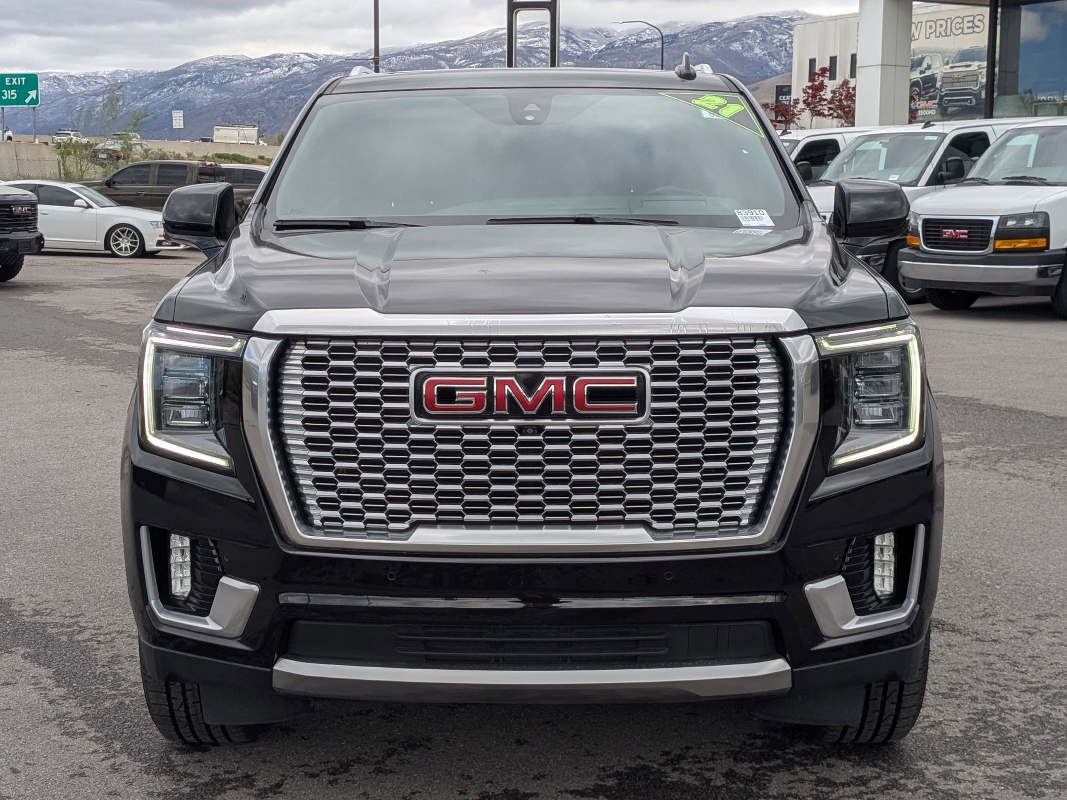 Certified 2021 GMC Yukon Denali w/ Denali Premium Package image 9