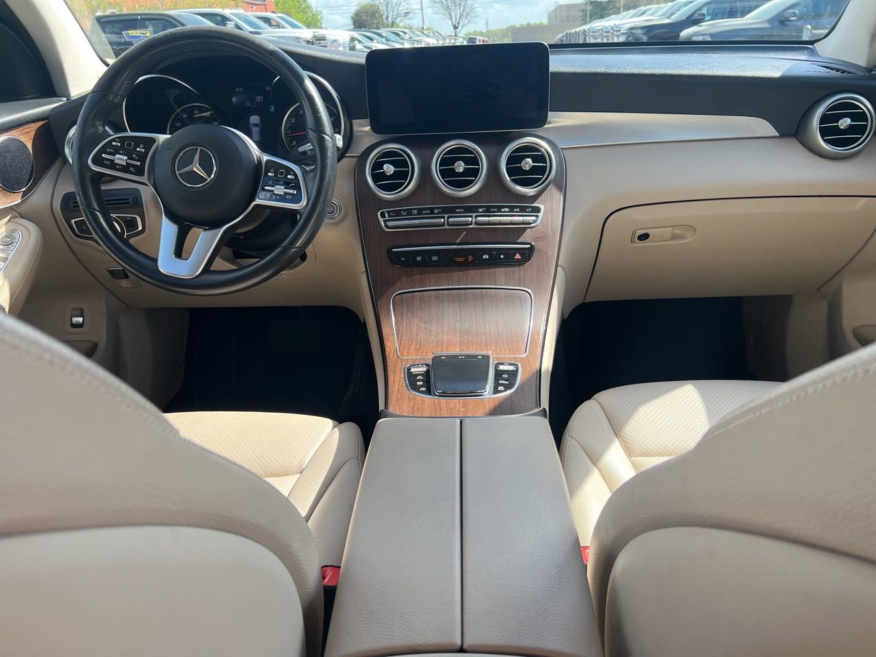 Used 2021 Mercedes-Benz GLC 300 image 23