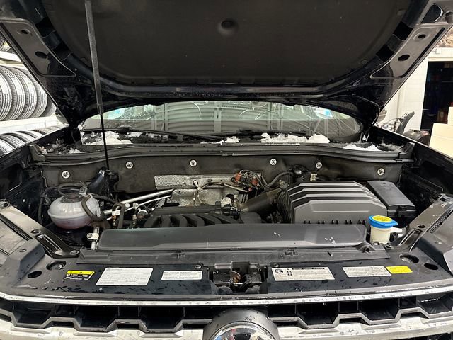 Used 2018 Volkswagen Atlas SEL Premium image 33