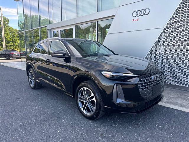 Certified 2025 Audi Q5 Premium Plus w/ Premium Plus