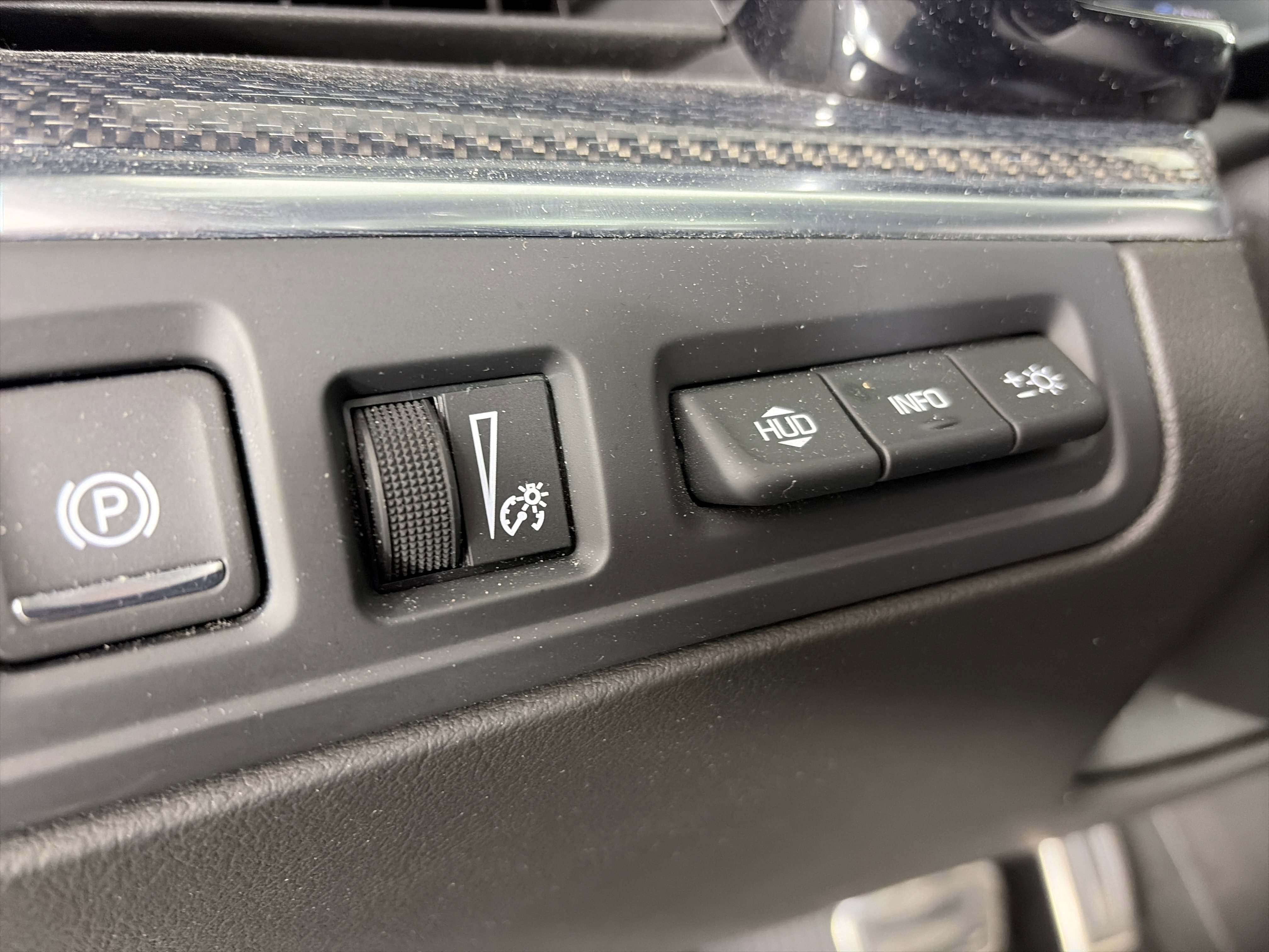 Certified 2024 Cadillac XT5 Sportv w/ Technology Package image 28