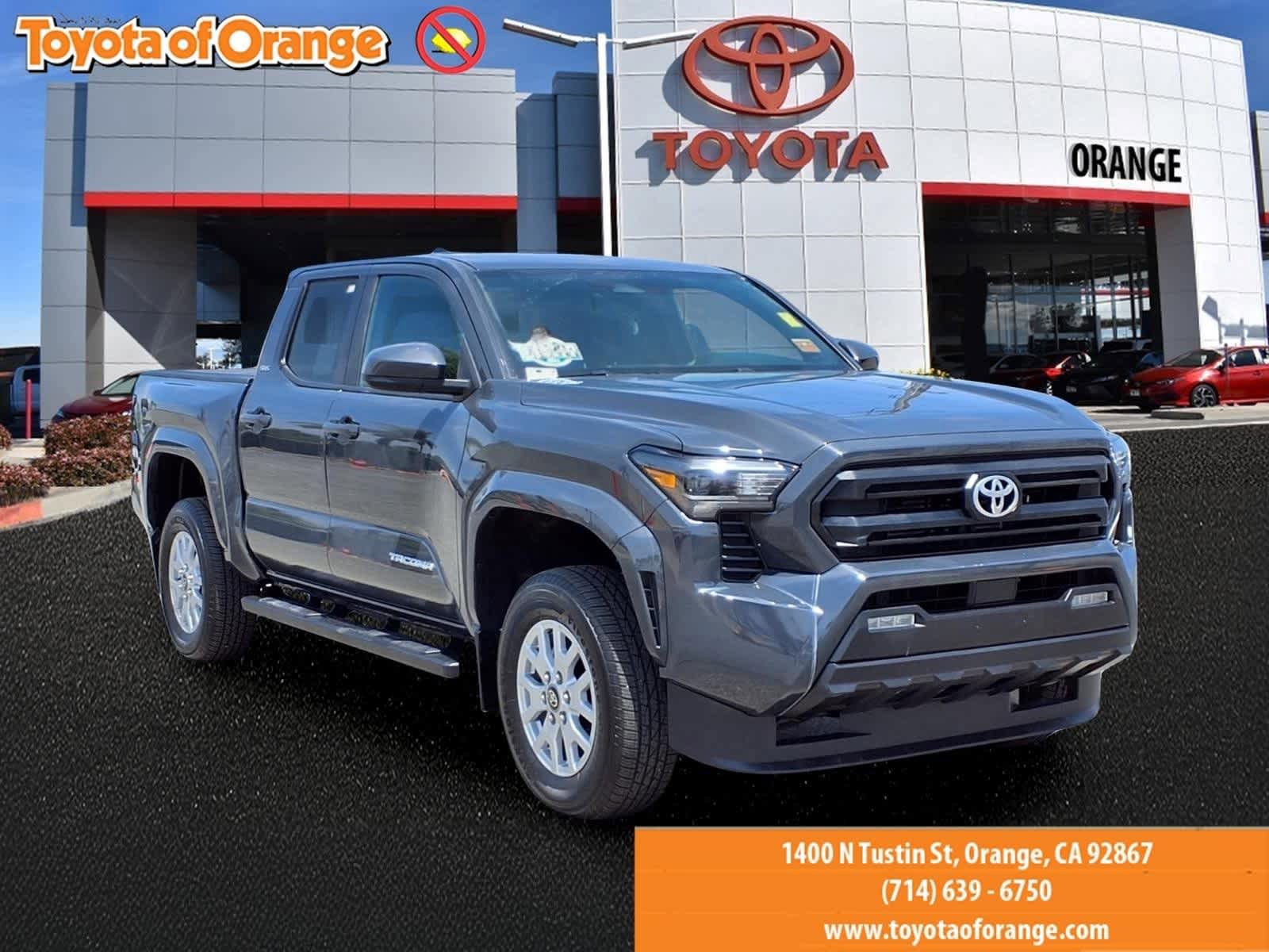 Used 2024 Toyota Tacoma SR5 AWD/4WD image 1