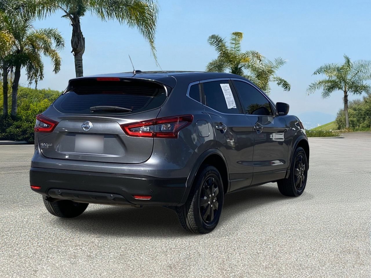 Used 2020 Nissan Rogue Sport S FWD image 5