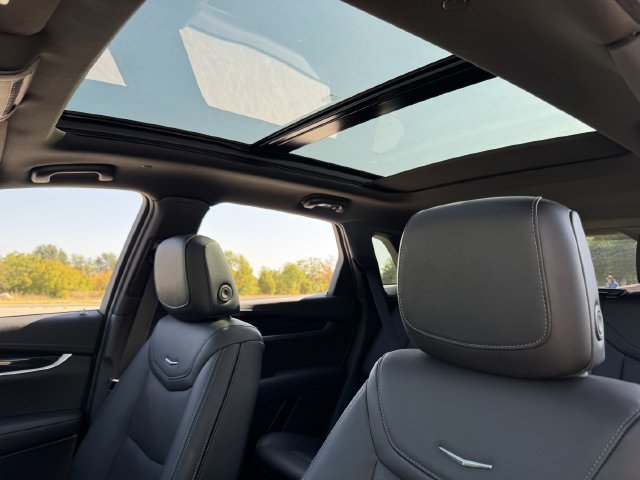 New 2026 Cadillac XT5 Premium Luxury FWD image 26