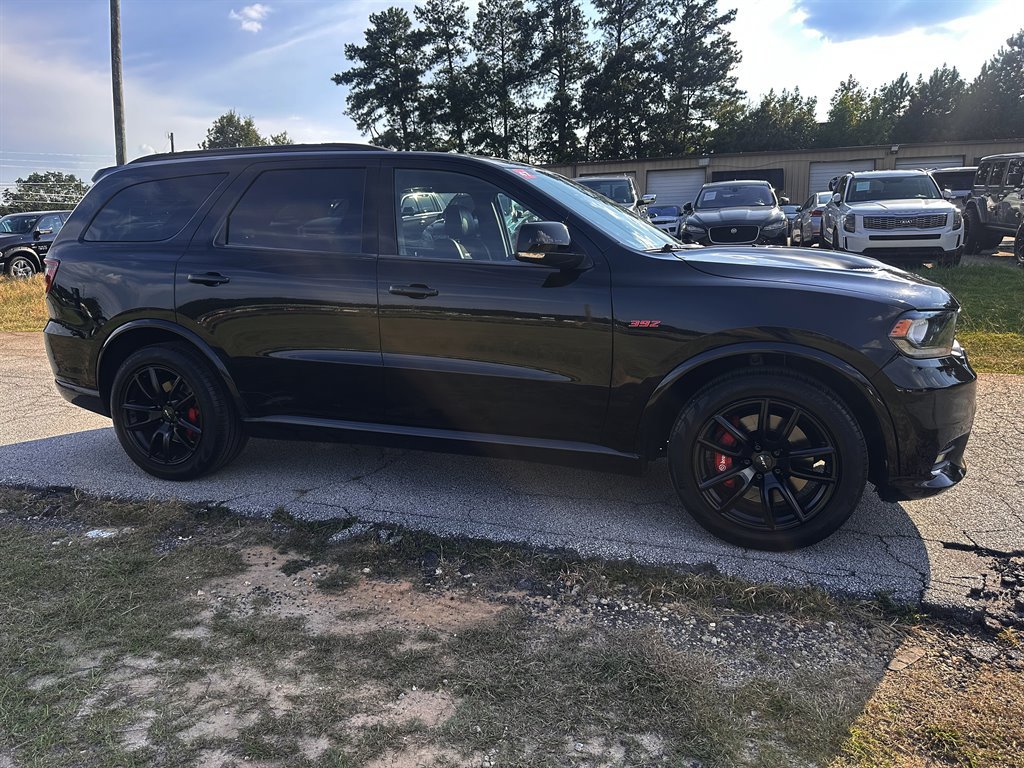 Used 2018 Dodge Durango SRT w/ Technology Group AWD/4WD image 3
