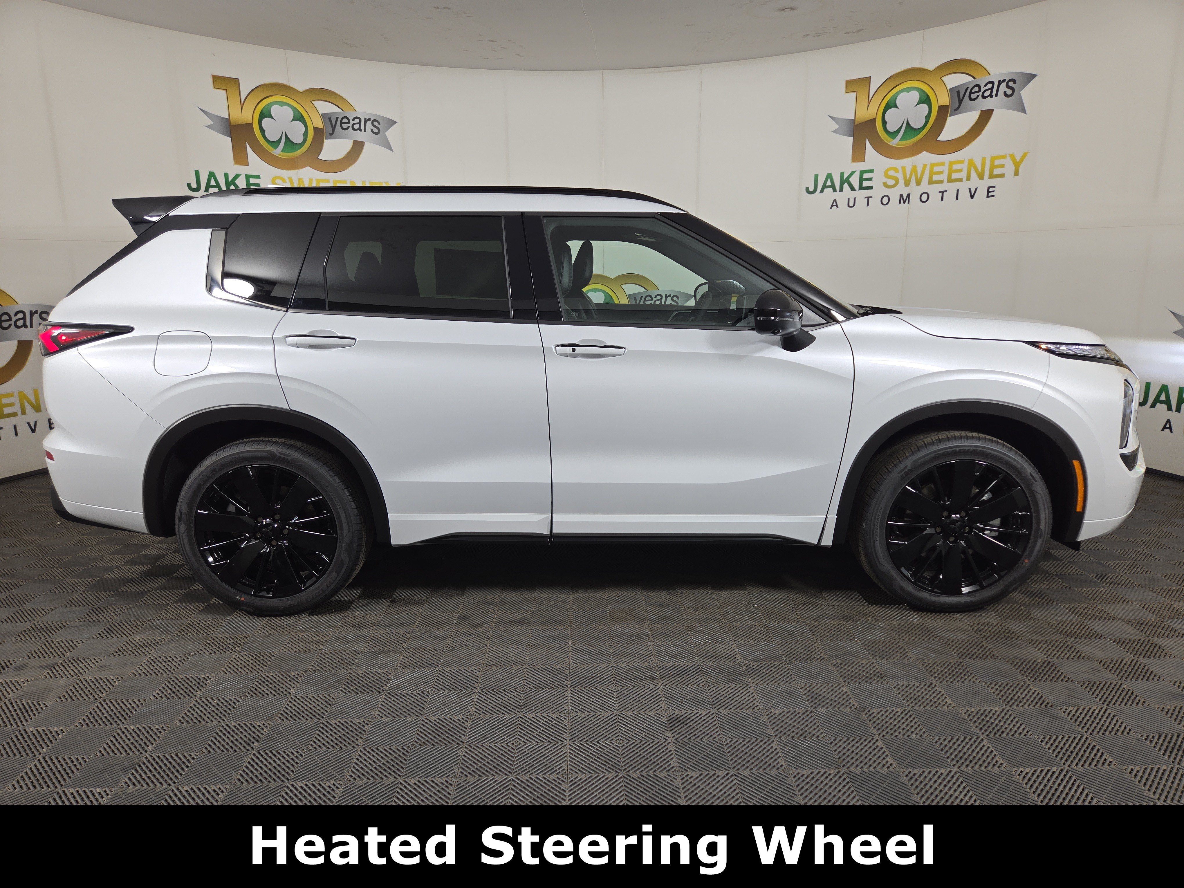 New 2026 Mitsubishi Outlander SEL Black Edition AWD/4WD image 8