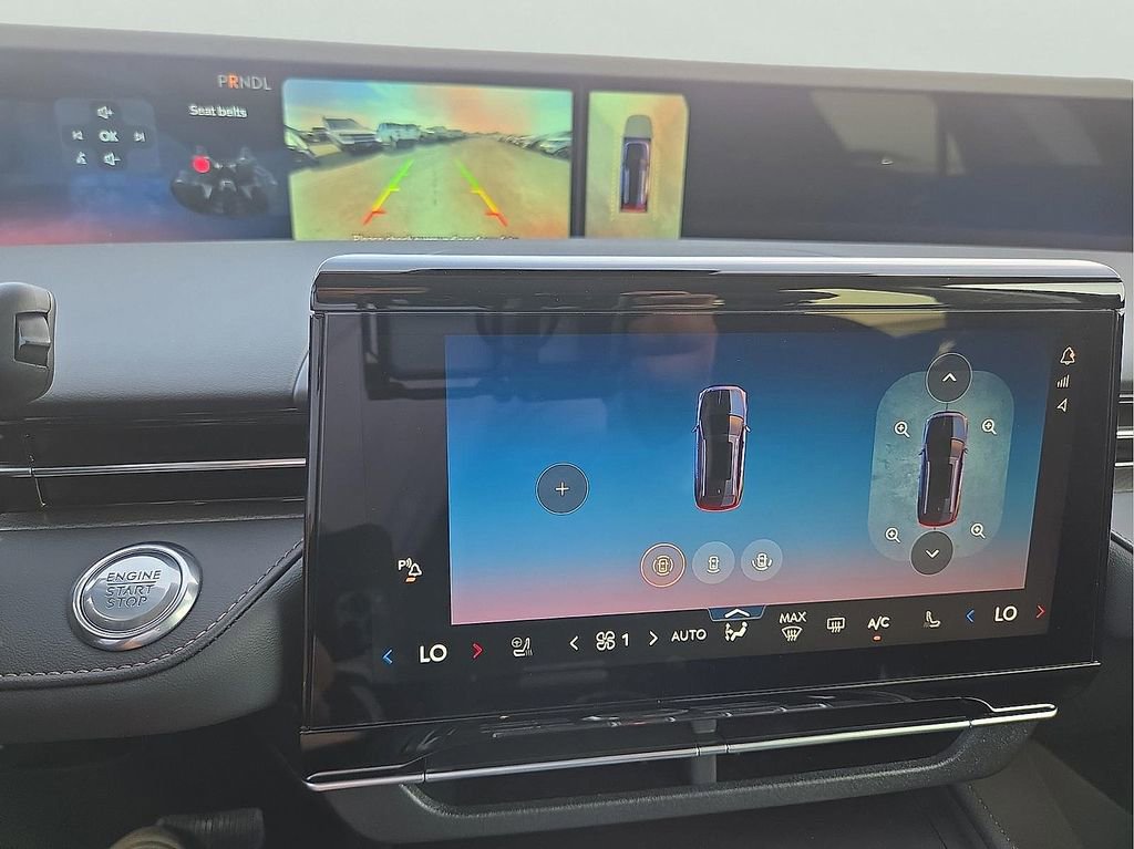 New 2026 Lincoln Nautilus Premier w/ Jet Appearance Package AWD/4WD image 18