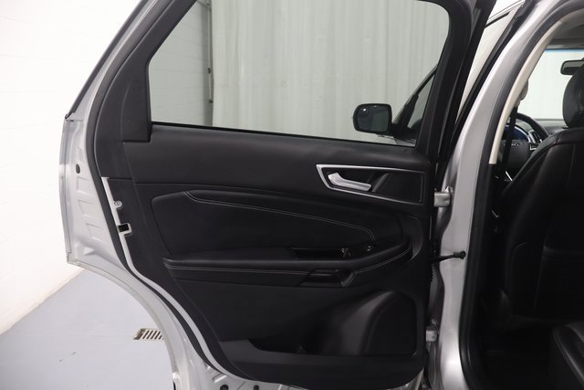 Used 2018 Ford Edge Titanium w/ Equipment Group 301A image 11