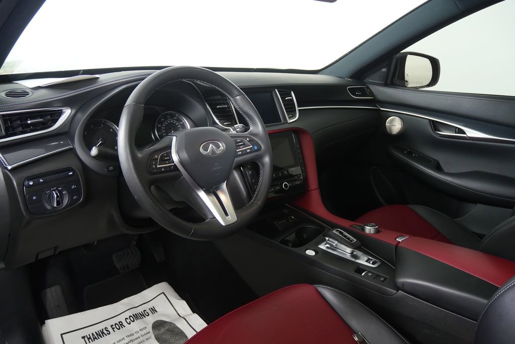 Used 2025 INFINITI QX50 Sport image 13